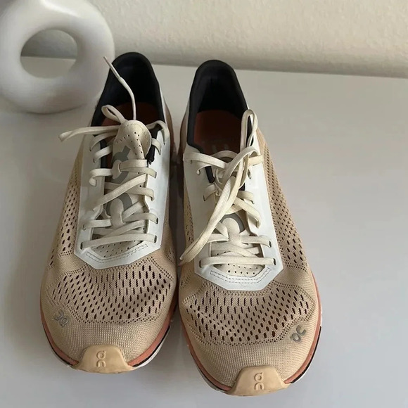 On Running On Cloudboom Women's Running Shoes in Savannah White Size 8.5 - Picture 16 of 16